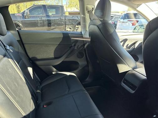 2024 Tesla Model Y NA