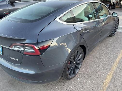 2020 Tesla Model 3 Performance