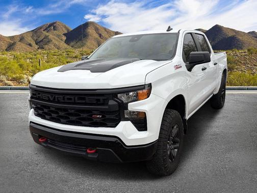 Summit White 2023 Chevrolet Silverado 1500 Custom Trail Boss