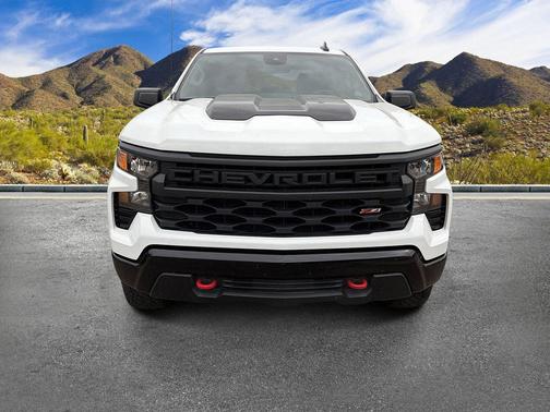 Summit White 2023 Chevrolet Silverado 1500 Custom Trail Boss