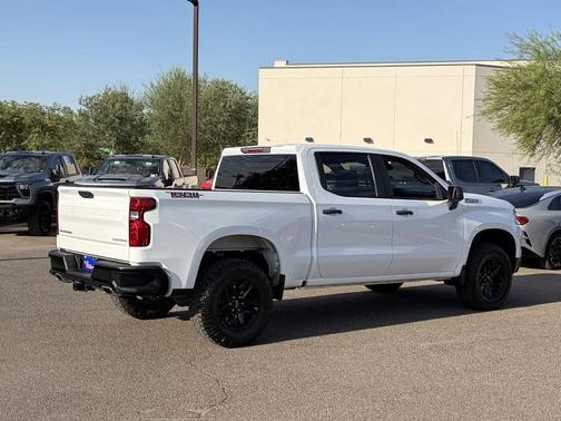Summit White 2023 Chevrolet Silverado 1500 Custom Trail Boss