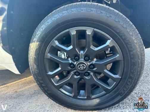 2025 Toyota Tundra Hybrid Platinum