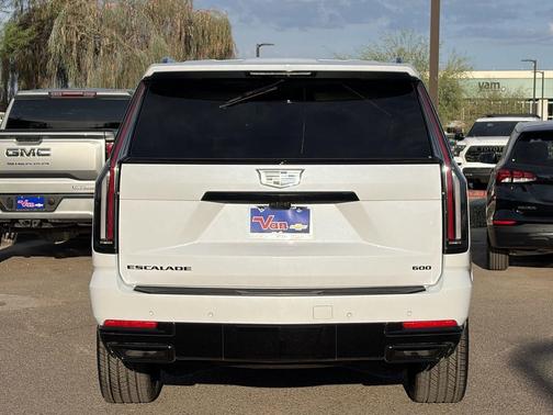Vibrant White Tricoat 2026 Cadillac Escalade ESV Sport