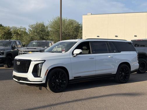 Vibrant White Tricoat 2026 Cadillac Escalade ESV Sport