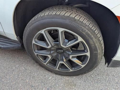 2022 Chevrolet Tahoe 4WD RST