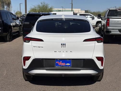 Summit White 2026 Buick Envista Preferred FWD