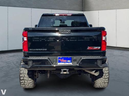 2024 Chevrolet Silverado 2500 Custom