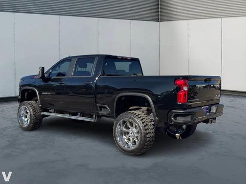 2024 Chevrolet Silverado 2500 Custom