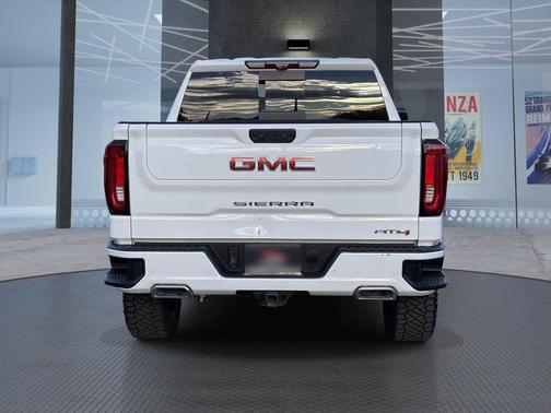 Summit White 2025 GMC Sierra 1500 AT4