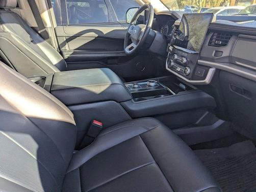 2023 Ford Expedition Max XLT