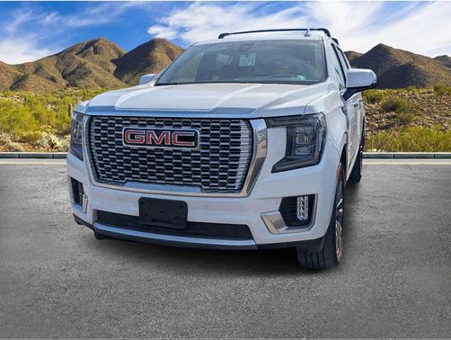 Summit White 2021 GMC Yukon XL Denali