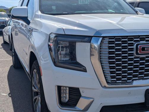 Summit White 2021 GMC Yukon XL Denali