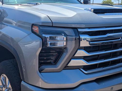 Sterling Gray Metallic 2025 Chevrolet Silverado 3500 High Country