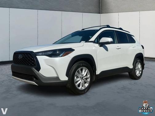 2024 Toyota Corolla Cross LE