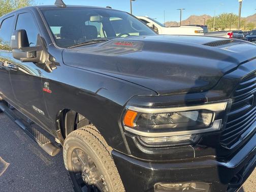 2024 RAM 2500 Laramie Crew Cab 4x4 6'4' Box