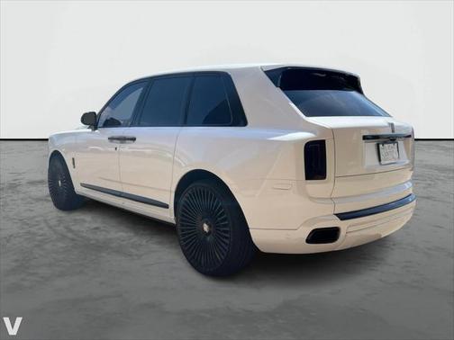 2020 Rolls-Royce Cullinan Base