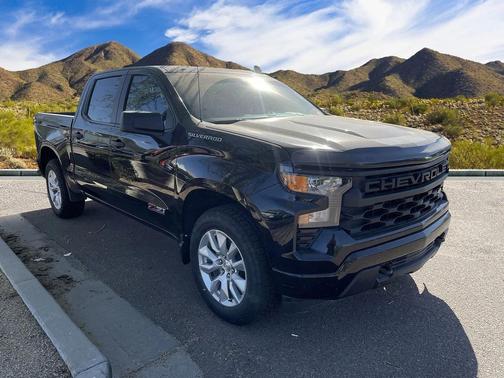 2023 Chevrolet Silverado 1500 Custom