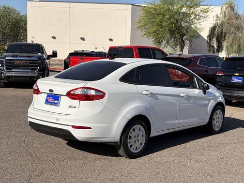 Oxford White 2019 Ford Fiesta S