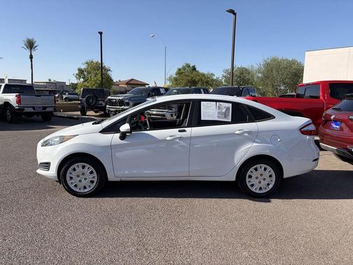 Oxford White 2019 Ford Fiesta S
