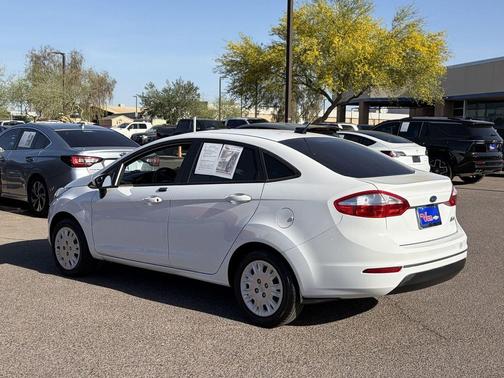 Oxford White 2019 Ford Fiesta S