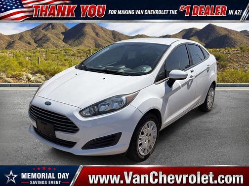 Oxford White 2019 Ford Fiesta S