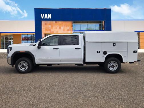 2025 GMC Sierra 2500 Pro