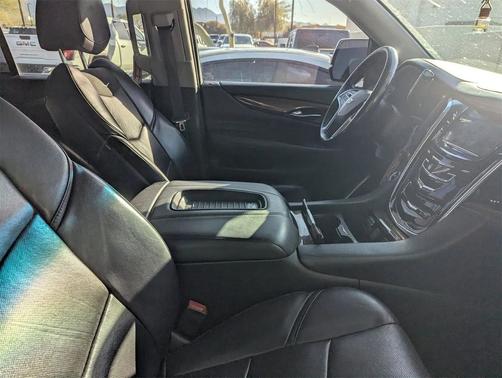 2018 Cadillac Escalade Premium Luxury