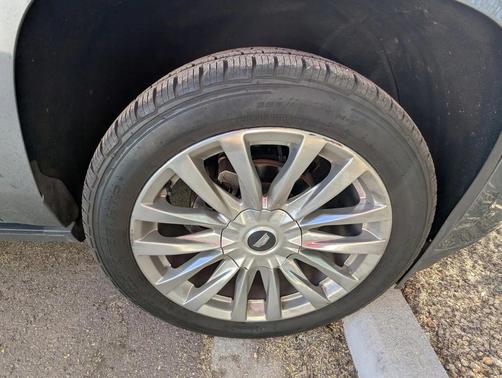 2018 Cadillac Escalade Premium Luxury