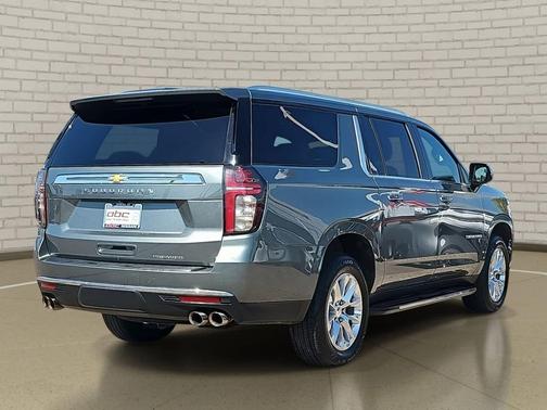 Silver Sage Metallic 2023 Chevrolet Suburban Premier