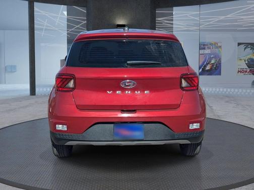2025 Hyundai VENUE SE