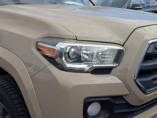 2016 Toyota Tacoma SR5