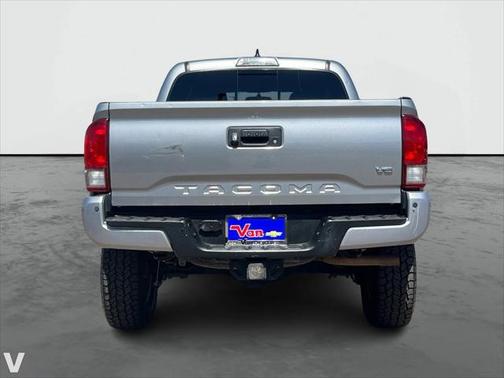 2017 Toyota Tacoma SR5