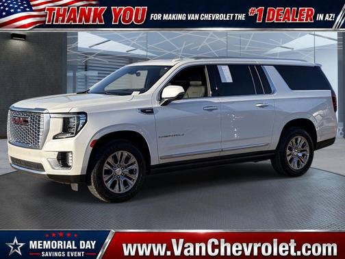 White Frost Tricoat 2022 GMC Yukon XL Denali