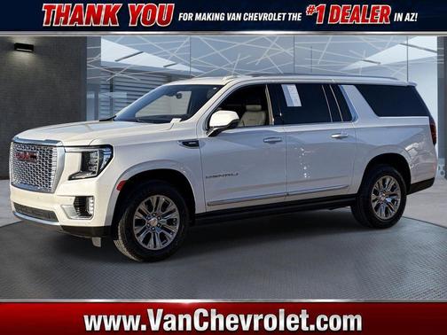White Frost Tricoat 2022 GMC Yukon XL Denali