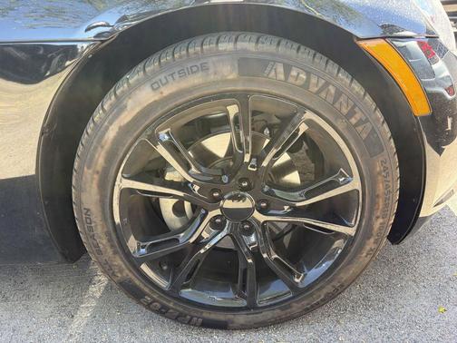 Black Onyx 2007 Saturn Sky Base