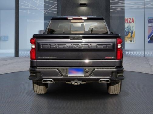 Dark Ash Metallic 2022 Chevrolet Silverado 1500 RST