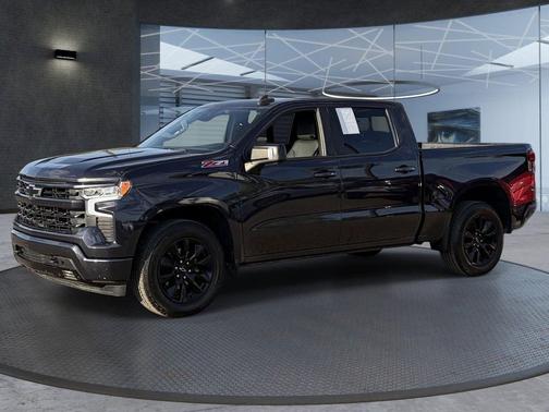 Dark Ash Metallic 2022 Chevrolet Silverado 1500 RST