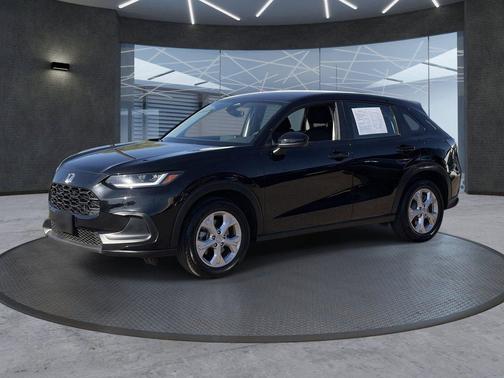 Crystal Black Pearl 2023 Honda HR-V LX