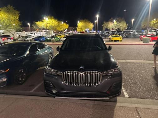 Arctic Grey Metallic 2021 BMW X7 xDrive40i
