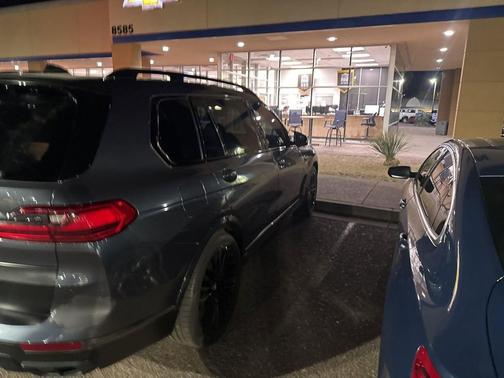 Arctic Grey Metallic 2021 BMW X7 xDrive40i