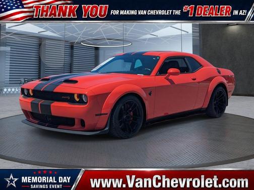 Go Mango 2023 Dodge Challenger SRT Hellcat