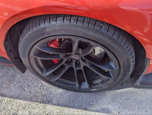 Go Mango 2023 Dodge Challenger SRT Hellcat