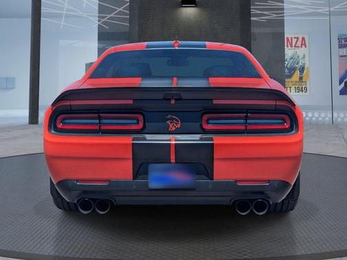 Go Mango 2023 Dodge Challenger SRT Hellcat