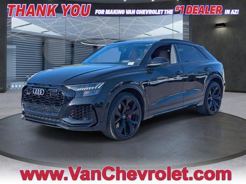 Mythos Black Metallic 2022 Audi RS Q8 4.0T
