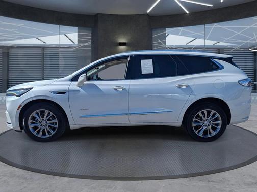 2023 Buick Enclave Avenir AWD