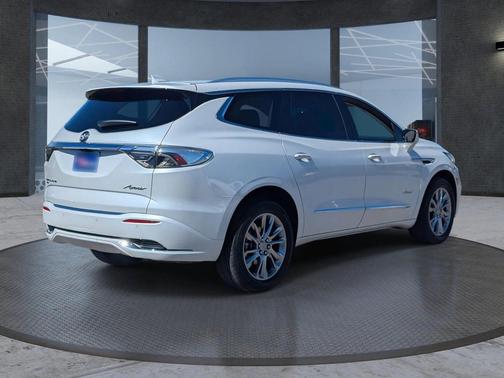 2023 Buick Enclave Avenir AWD