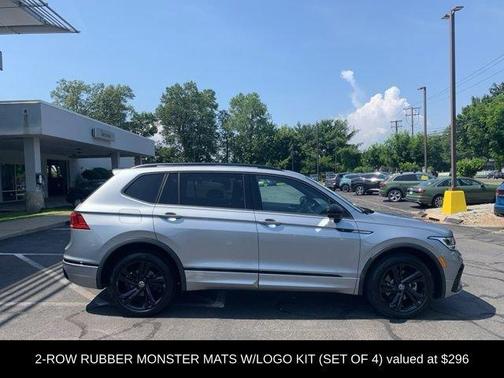 2023 Volkswagen Tiguan 2.0T SE R-Line Black