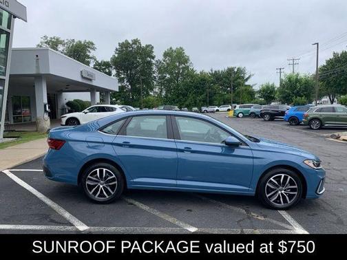 2025 Volkswagen Jetta 1.5T SE