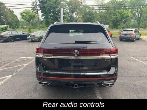 2025 Volkswagen Atlas 2.0T SEL Premium R-Line