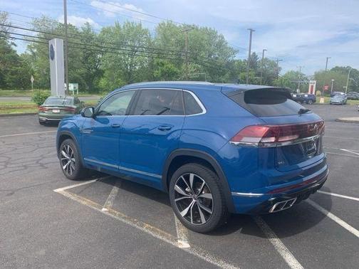 2025 Volkswagen Atlas Cross Sport 2.0T SEL Premium R-Line